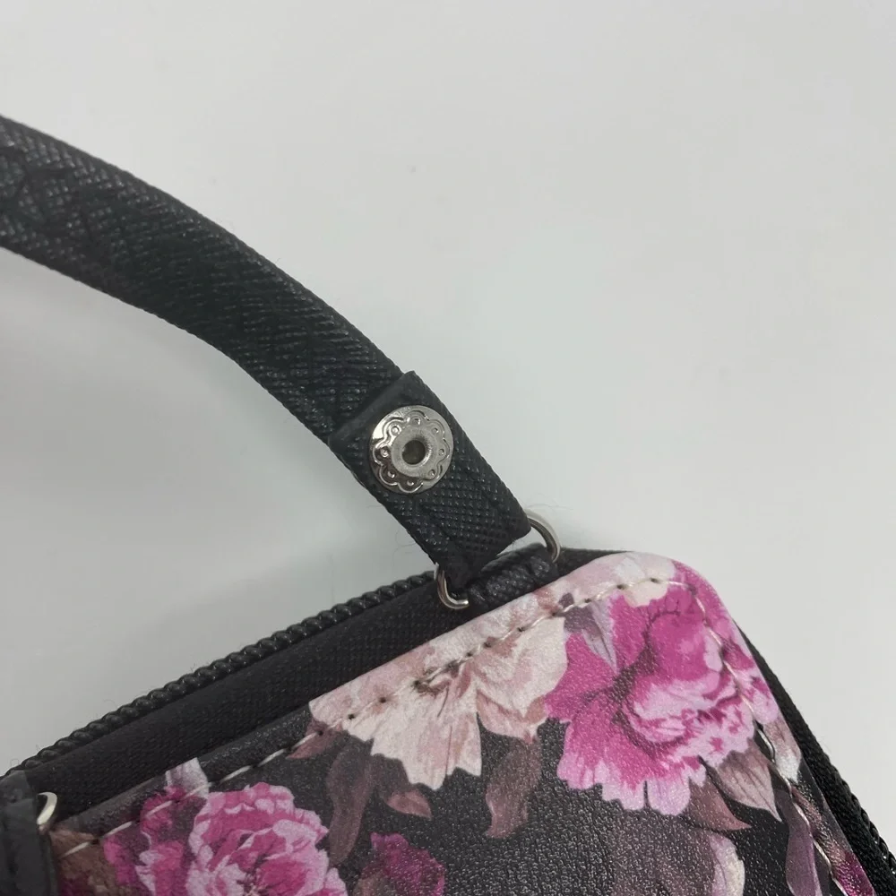 Women’s Travel Wallet/Phone Case with Removable Strap - Picture 5 of 5